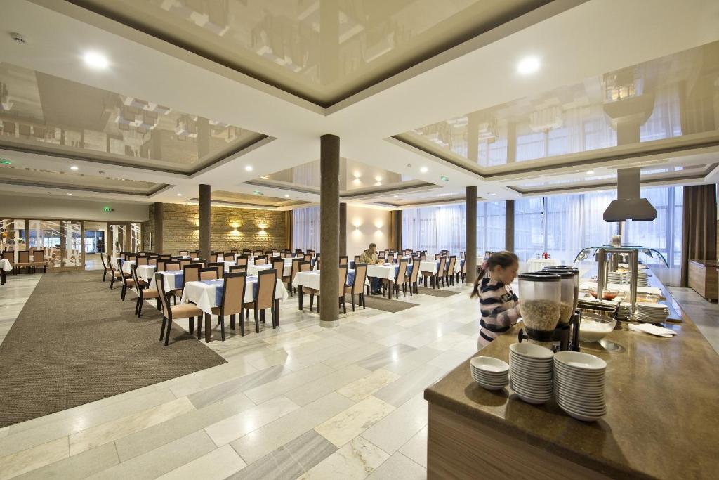 Hotel Sorea Uran ตาตรันสกา ลอมนีจา ภายนอก รูปภาพ